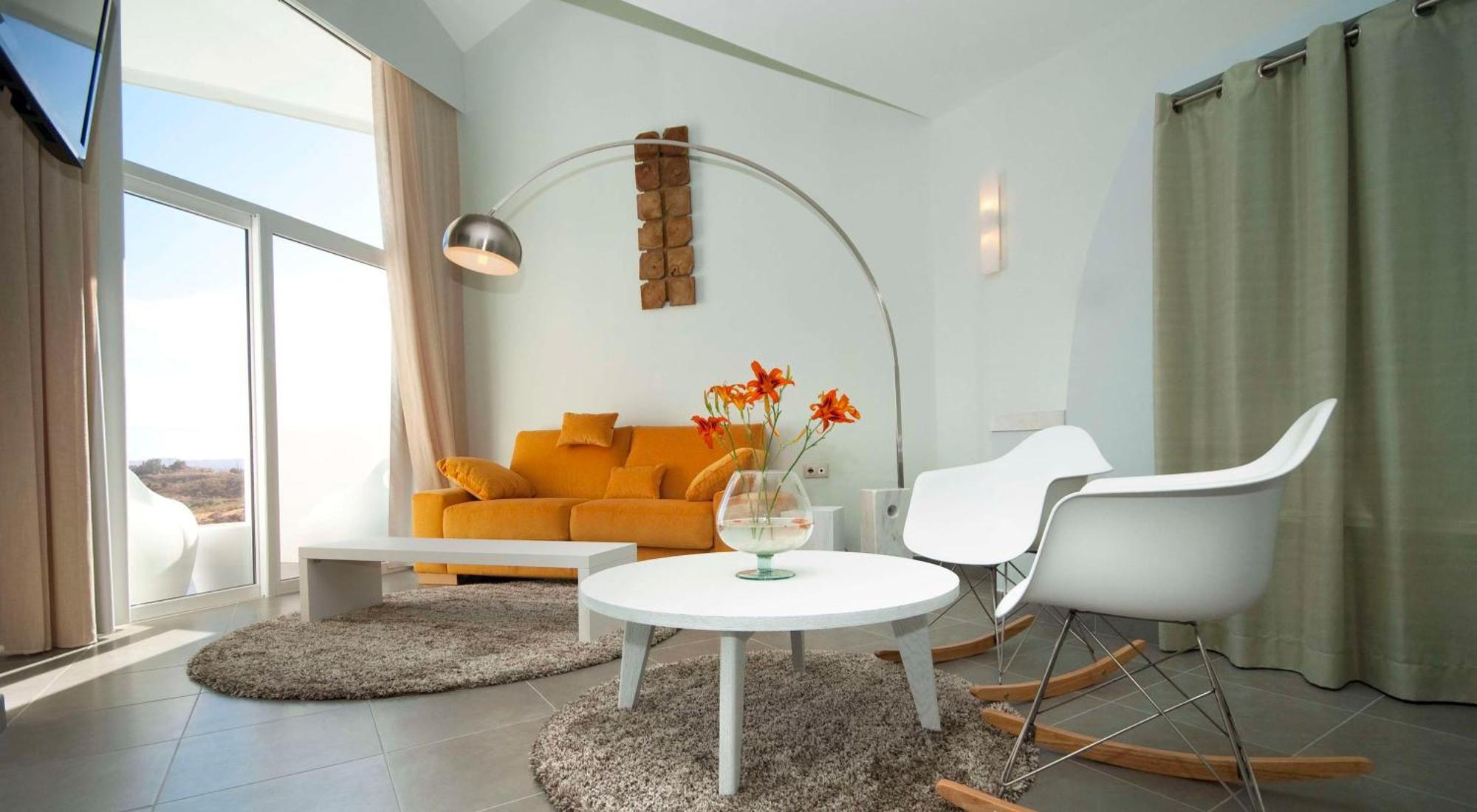 Panoramic King Suite with Sea View,1543734496:JPEG