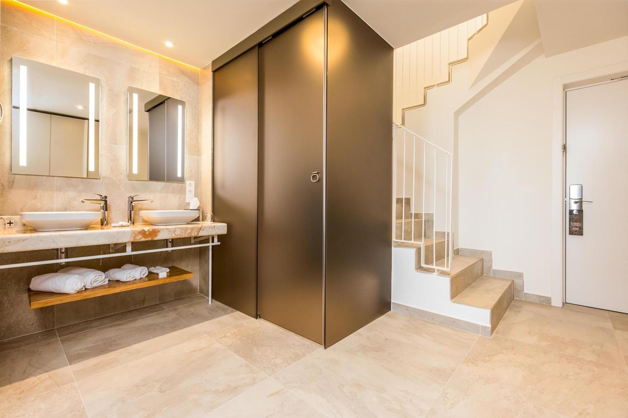 Leiro Sky Suite