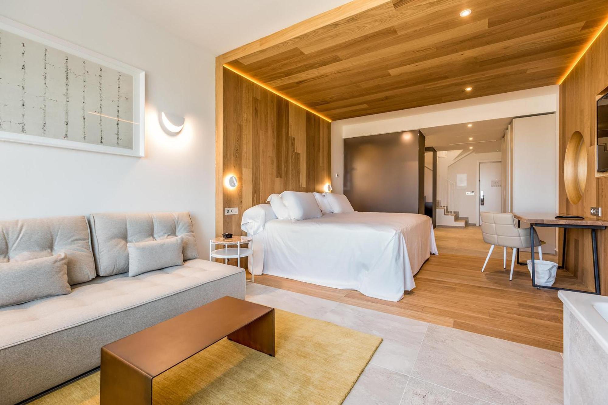Leiro Sky Suite
